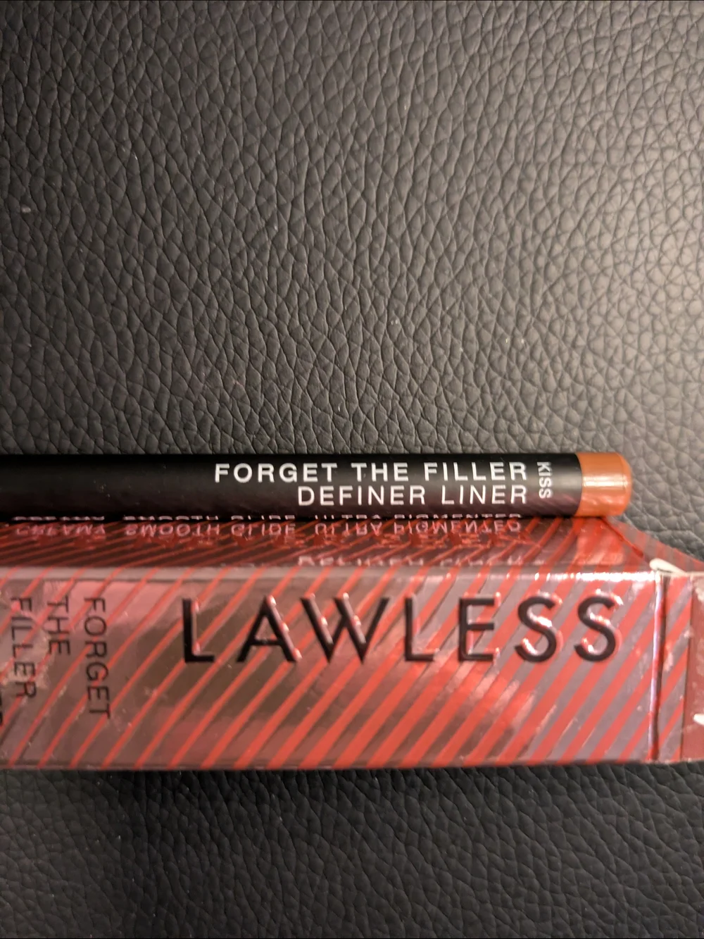 Lawless Forget The Filler Definer Liner - Kiss